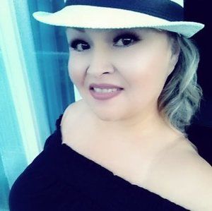 Meet your Posher, Gwen